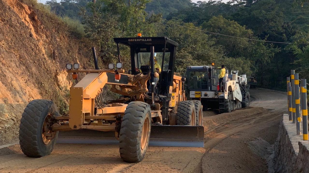 Obras Públicas trabaja en mejorar la conectividad vial en Chalatenango obras-publicas-trabaja-en-mejorar-la-conectividad-vial-en-chalatenango